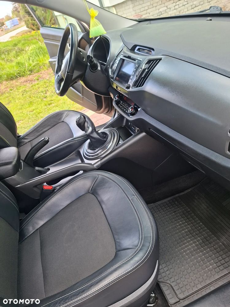 Kia Sportage 1.7 CRDI 2WD Spirit - 10