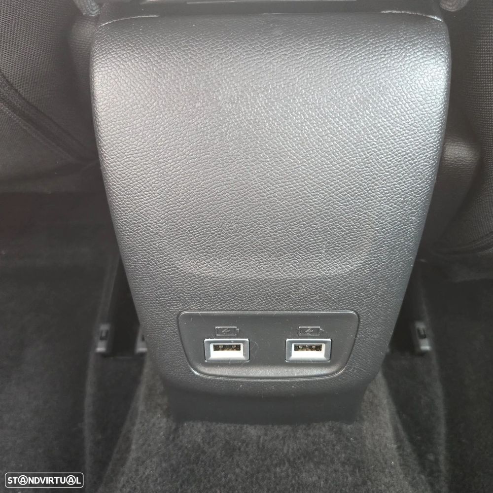 Peugeot e-208 Active Pack - 29