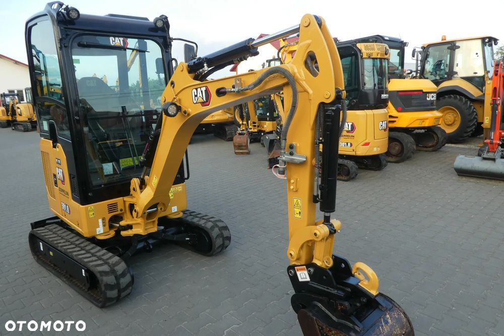 Caterpillar 301,8 KLIMATYZACJA - 9