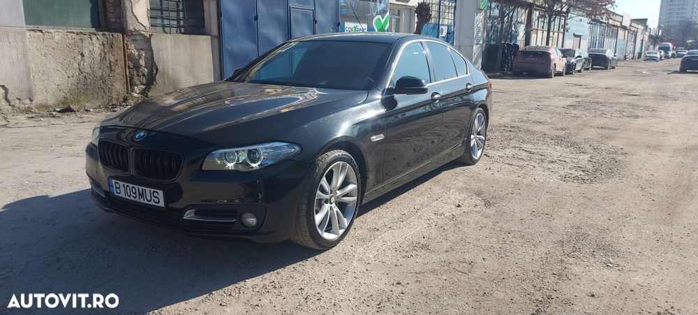 BMW Seria 5 530d xDrive AT - 3