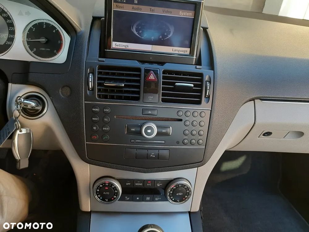 Mercedes-Benz Klasa C 220 CDI DPF Avantgarde - 16