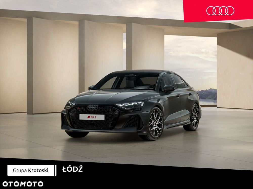 Audi RS3 Limousine - 1