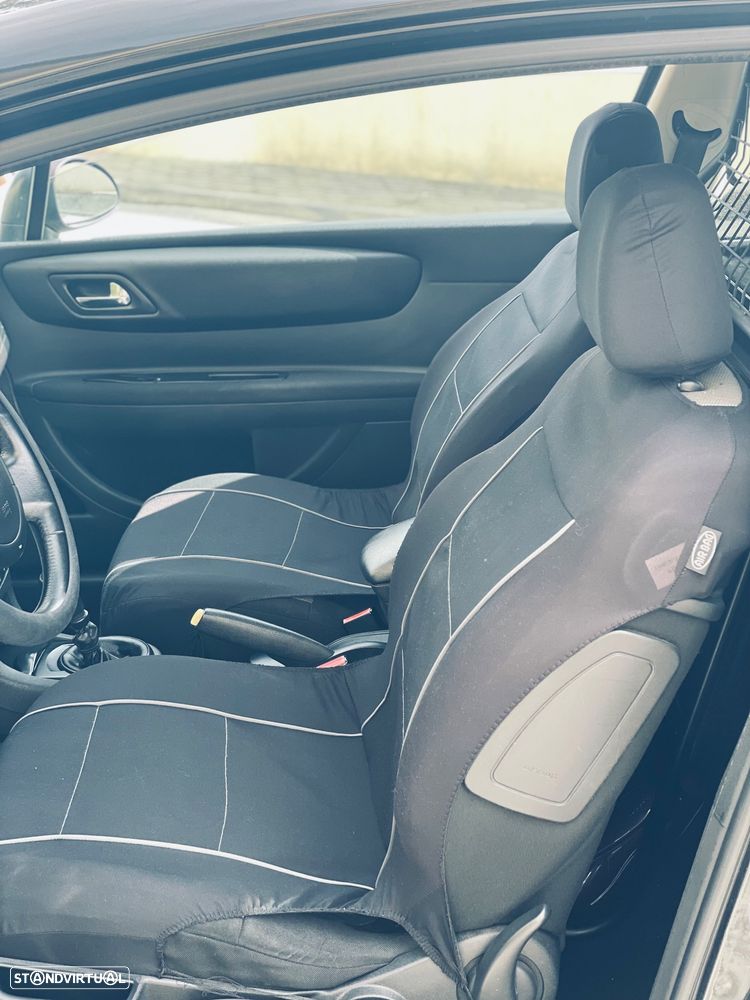 Citroën C4 1.6 HDi 110 VTR Pack - 13