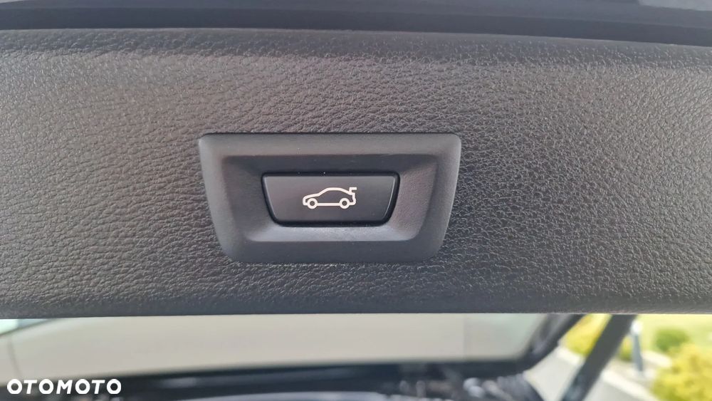 BMW X3 xDrive20d - 34