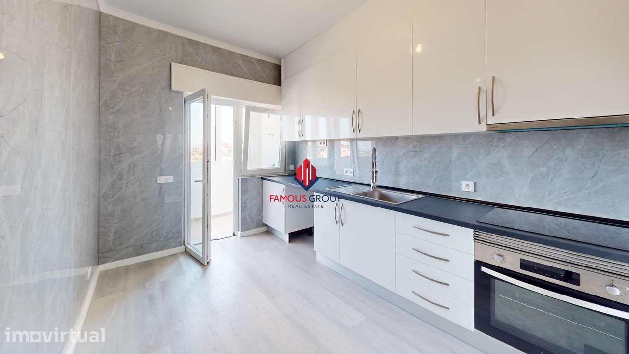 Apartamento T2 Remodelado Quarteira - Grande imagem: 2/43