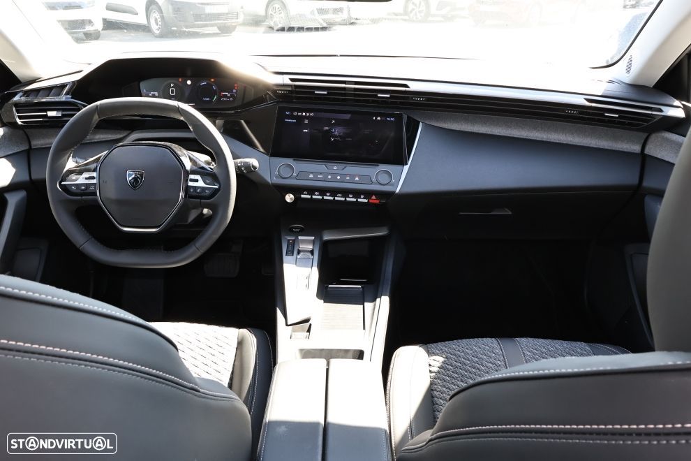 Peugeot 308 SW - 10
