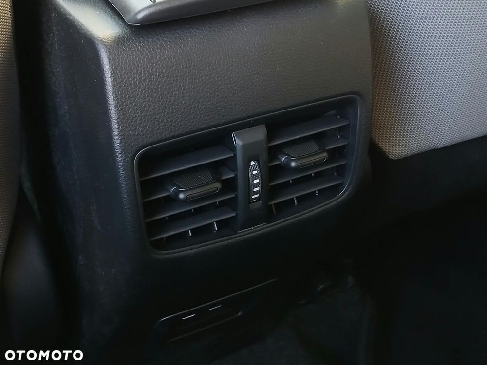 Toyota Corolla Cross 1.8 Hybrid Style - 38