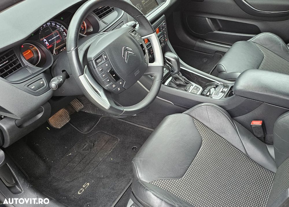 Citroën C5 Tourer V6 HDi 240 Biturbo FAP Exclusive - 11