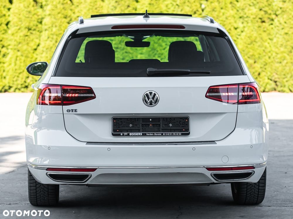 Volkswagen Passat Variant - 11