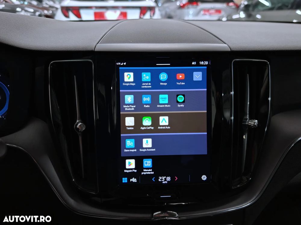 Volvo XC 60 B4 MHEV Momentum Pro - 10