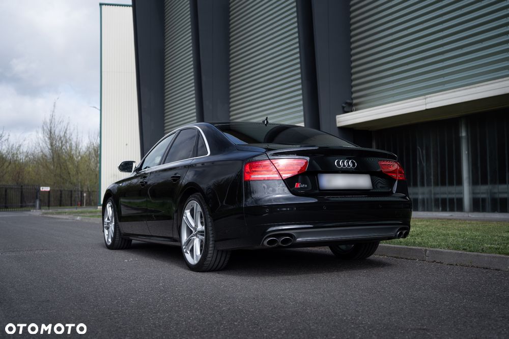 Audi S8 Standard - 7