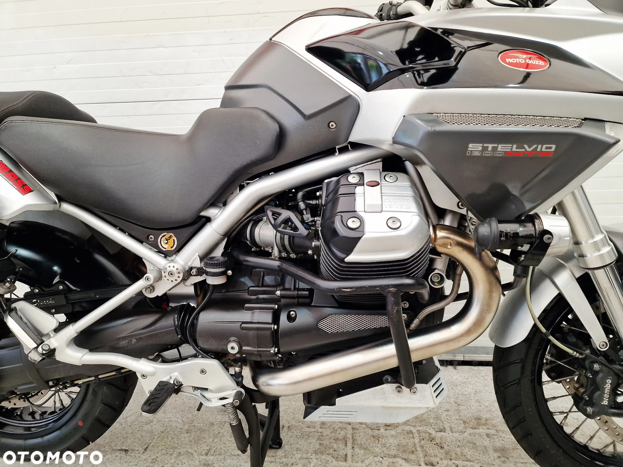 Moto Guzzi Stelvio - 25