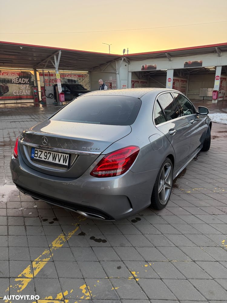 Mercedes-Benz C 220 d 4MATIC Aut. - 4