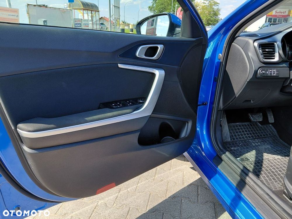 Kia Ceed 1.5 T-GDI M DCT - 10