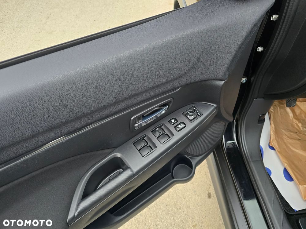 Mitsubishi ASX 1.6 2WD Diamant Edition - 18