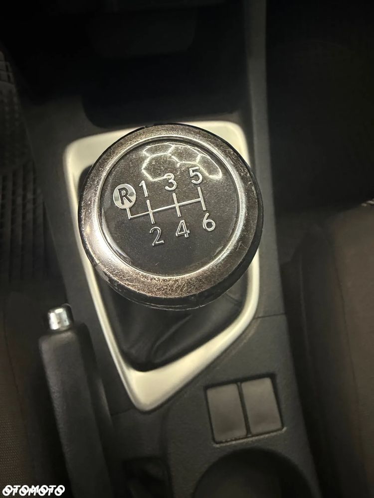 Toyota Auris - 15