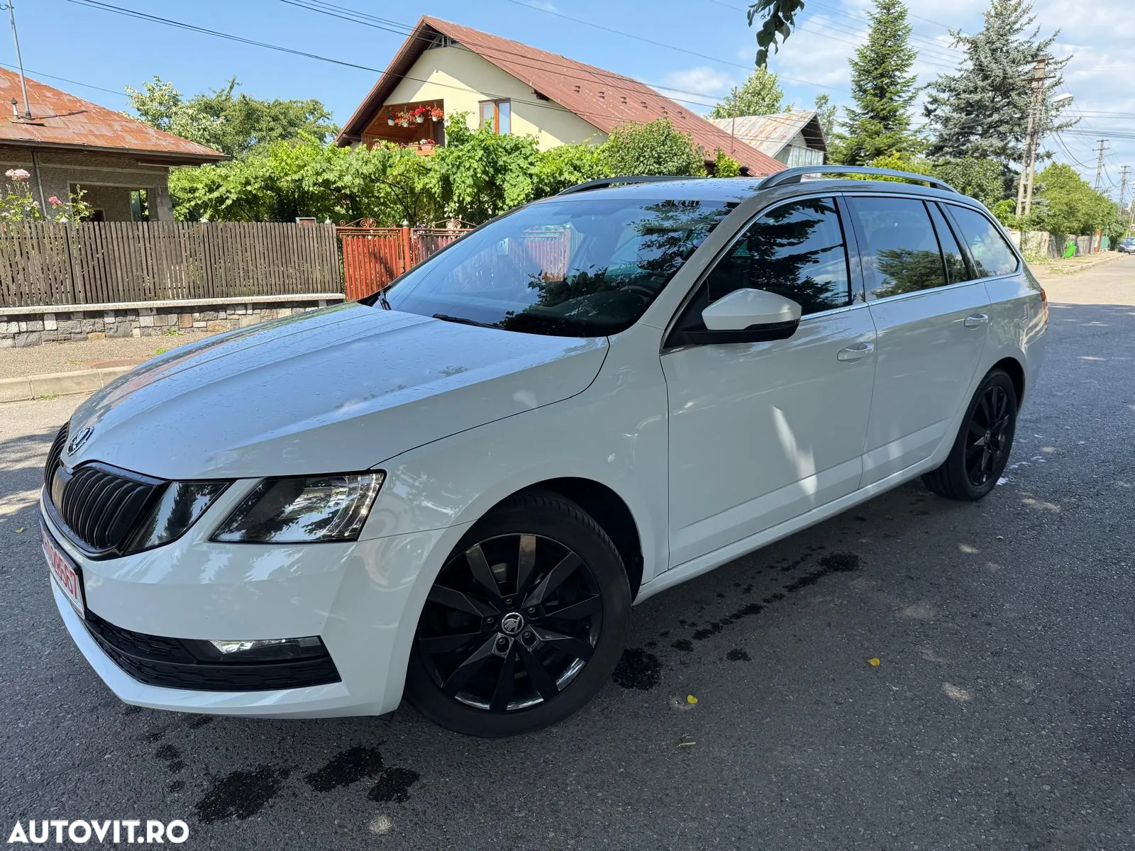 Skoda Octavia Combi Diesel 1.6 TDI Style - 2