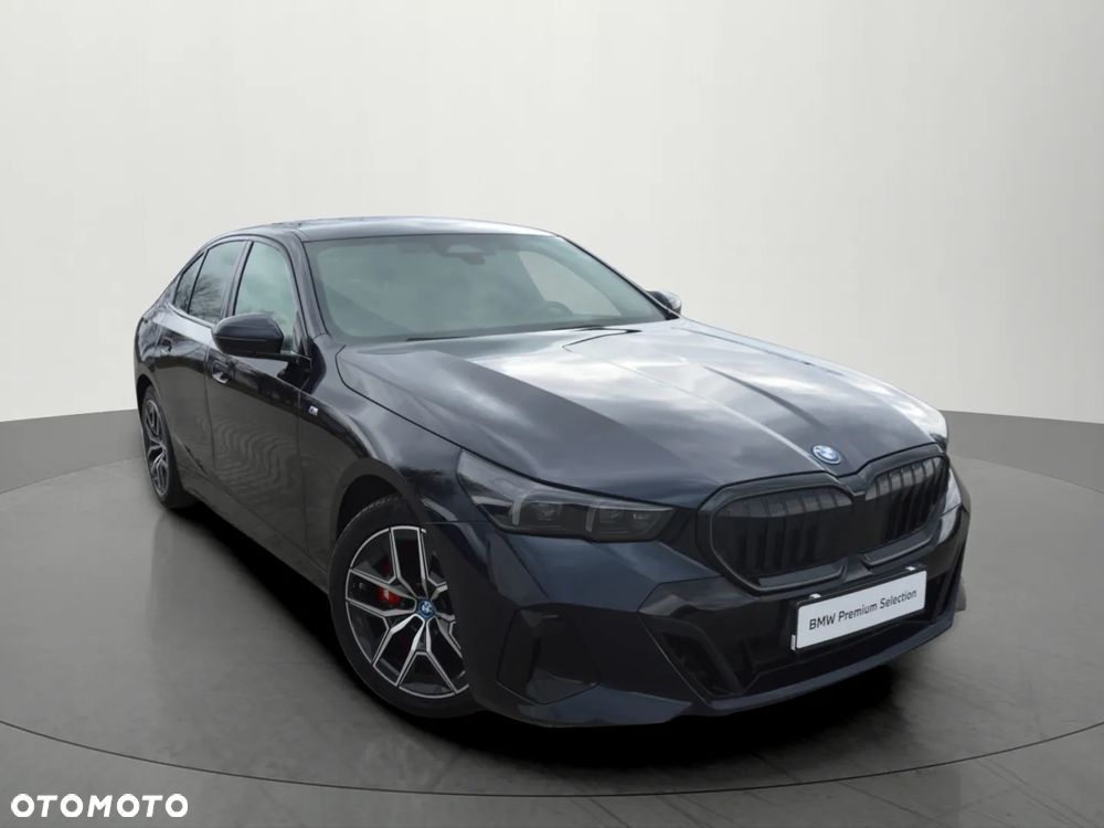 BMW Seria 5 550e xDrive - 3
