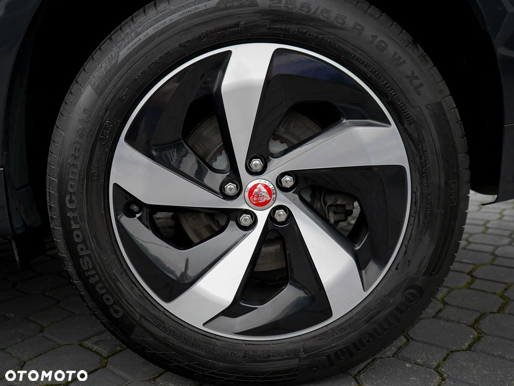 Jaguar F-Pace D200 AWD R-Dynamic S - 12