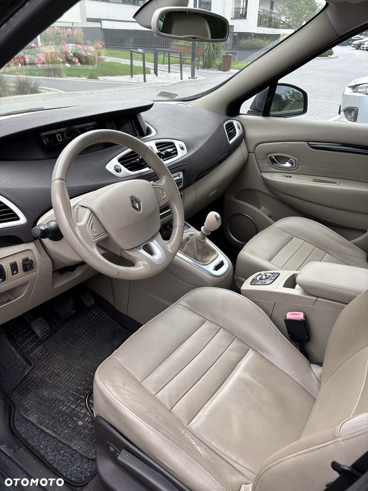 Renault Scenic - 5