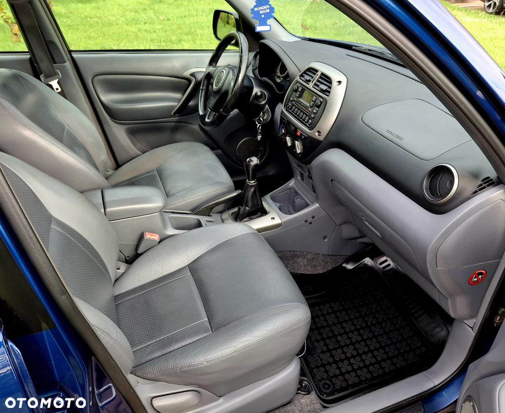 Toyota RAV4 2.0 VVT-i Sol - 30