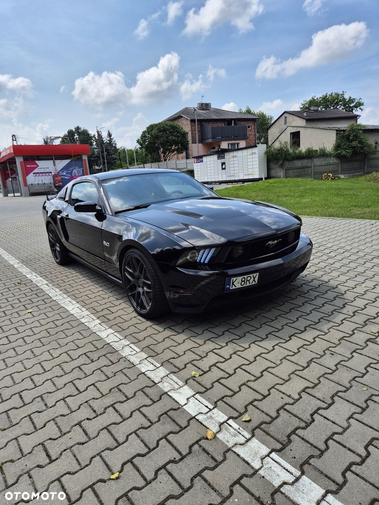 Ford Mustang - 2