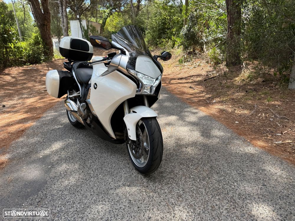 Honda VFR 1200 DCT - 9
