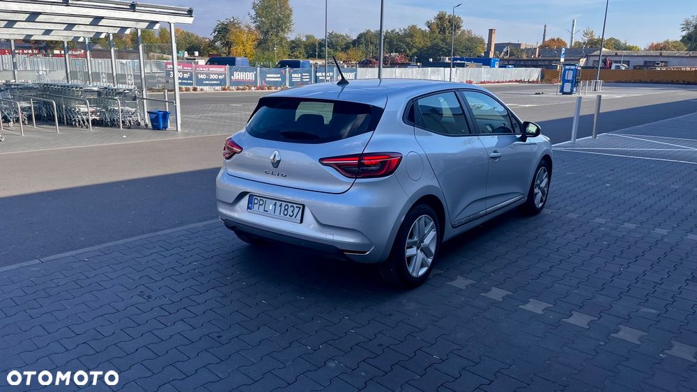 Renault Clio - 6
