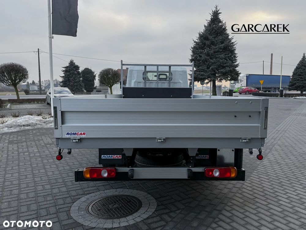 Mitsubishi Fuso Canter 3C15 skrzynia stała 5 mb Romcar prawko B autoklima - 5