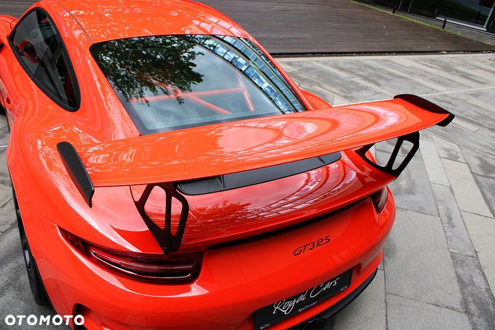 Porsche 911 GT3 RS - 12