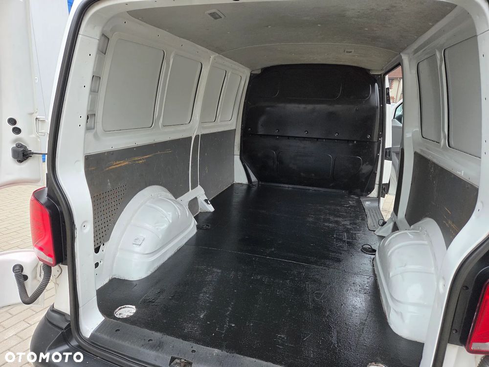 Volkswagen Transporter L2H1 - 19