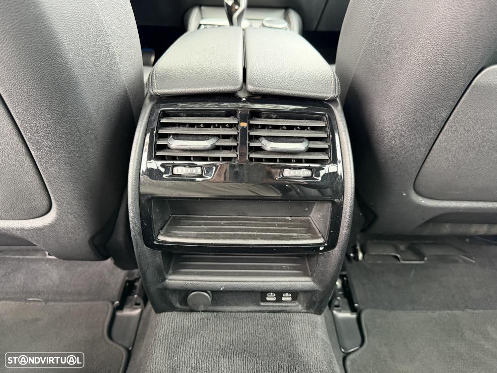 BMW 530 e Pack M - 27