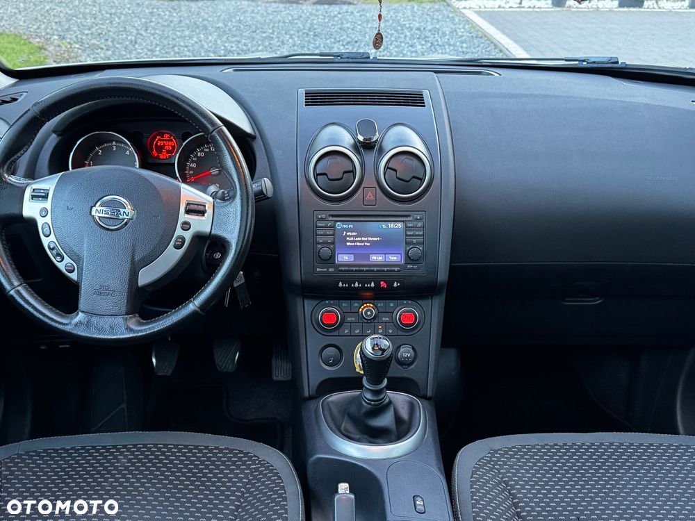 Nissan Qashqai+2 2.0 dCi DPF acenta - 11