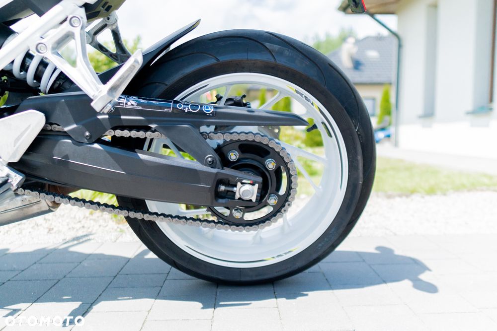 Honda CB - 28