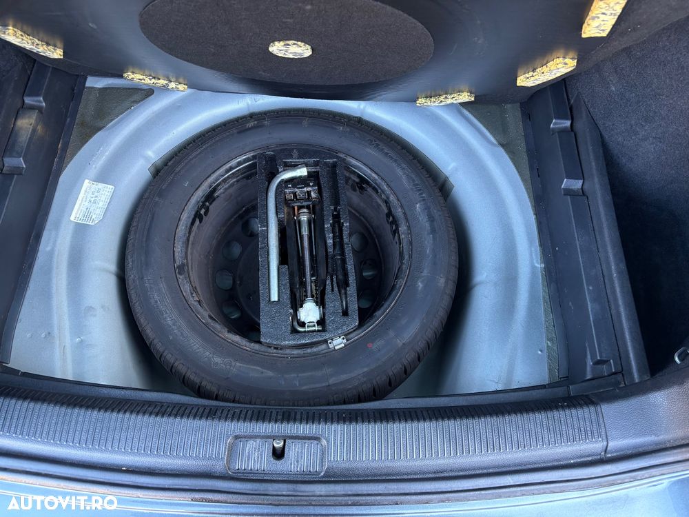 Volkswagen Golf 1.6 TDI DPF BMT DSG Highline - 12