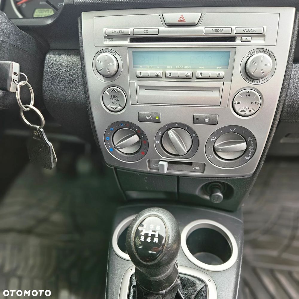 Mazda 2 - 22
