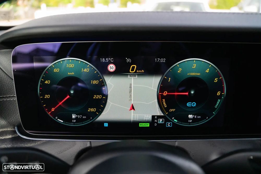 Mercedes-Benz E 300 - 34