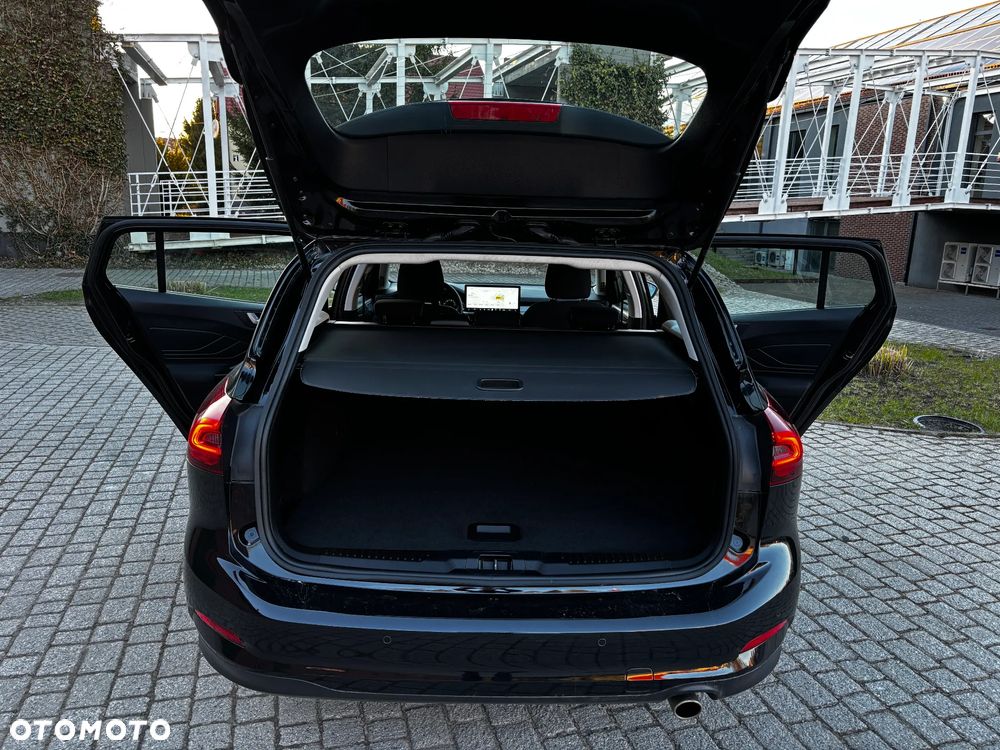 Ford Focus 1.0 EcoBoost Start-Stopp-System COOL&CONNECT DESIGN - 5