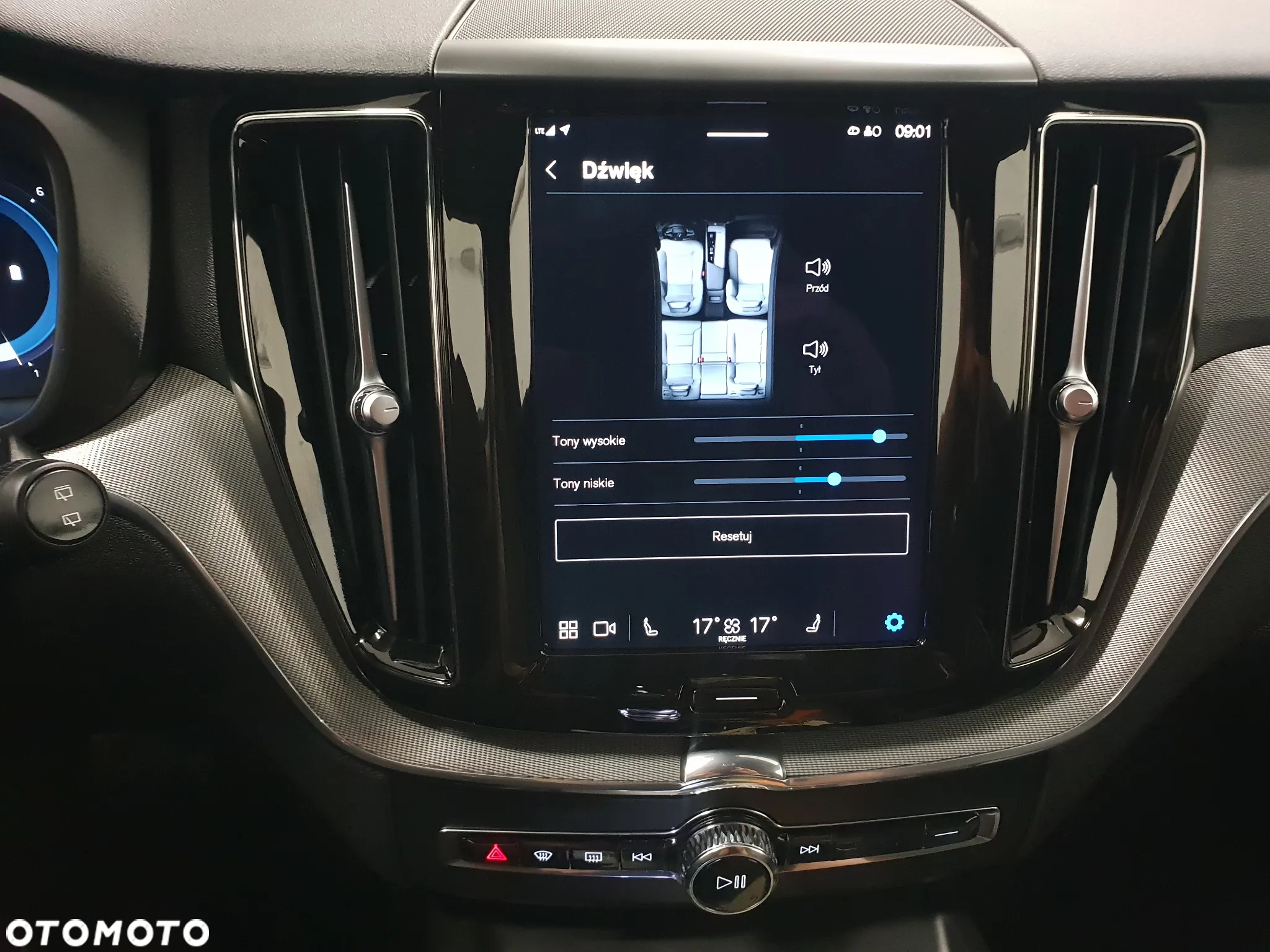Volvo XC 60 B4 D Geartronic RDesign - 32