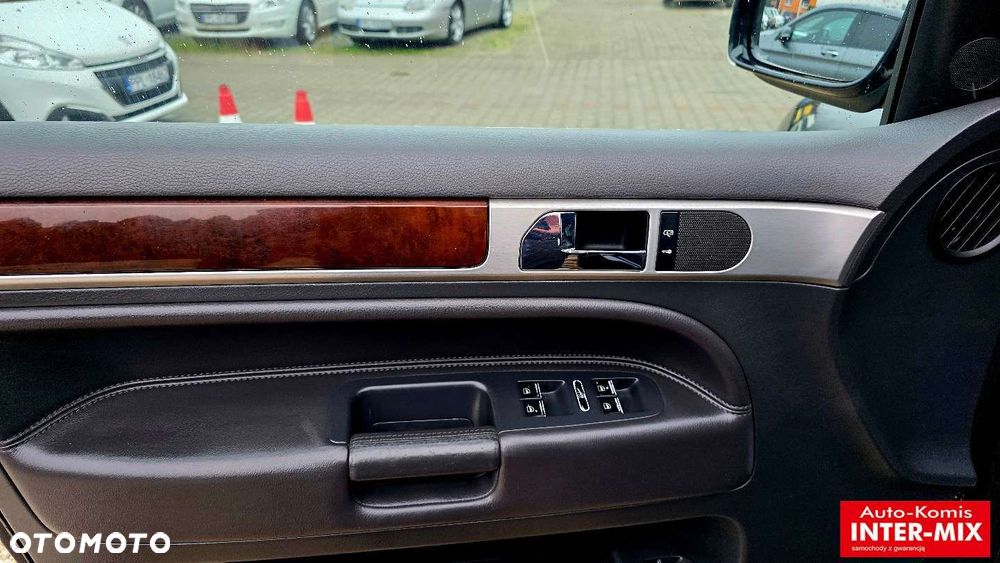 Volkswagen Touareg - 20