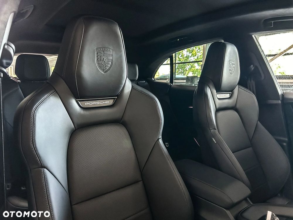 Porsche Macan 4 100kWh - 11