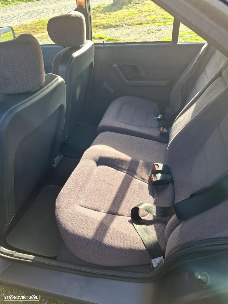 Citroën BX 14 Image - 15