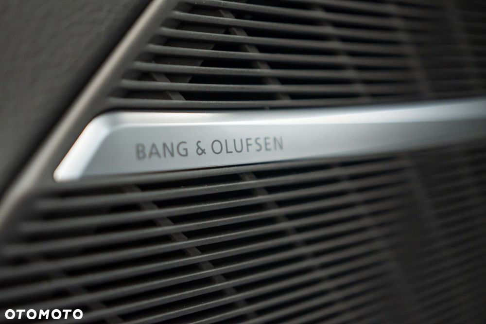 Audi RS Q8 - 11