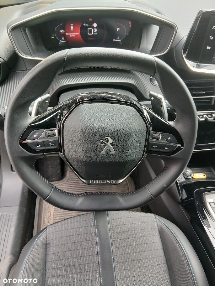 Peugeot 2008 - 11
