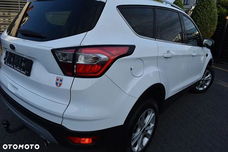Ford Kuga 2.0 TDCi 4x2 Titanium - 28