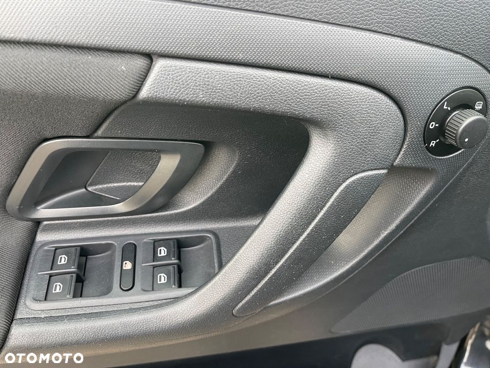 Skoda Roomster 1.6 TDI DPF Ambition PLUS EDITION - 10