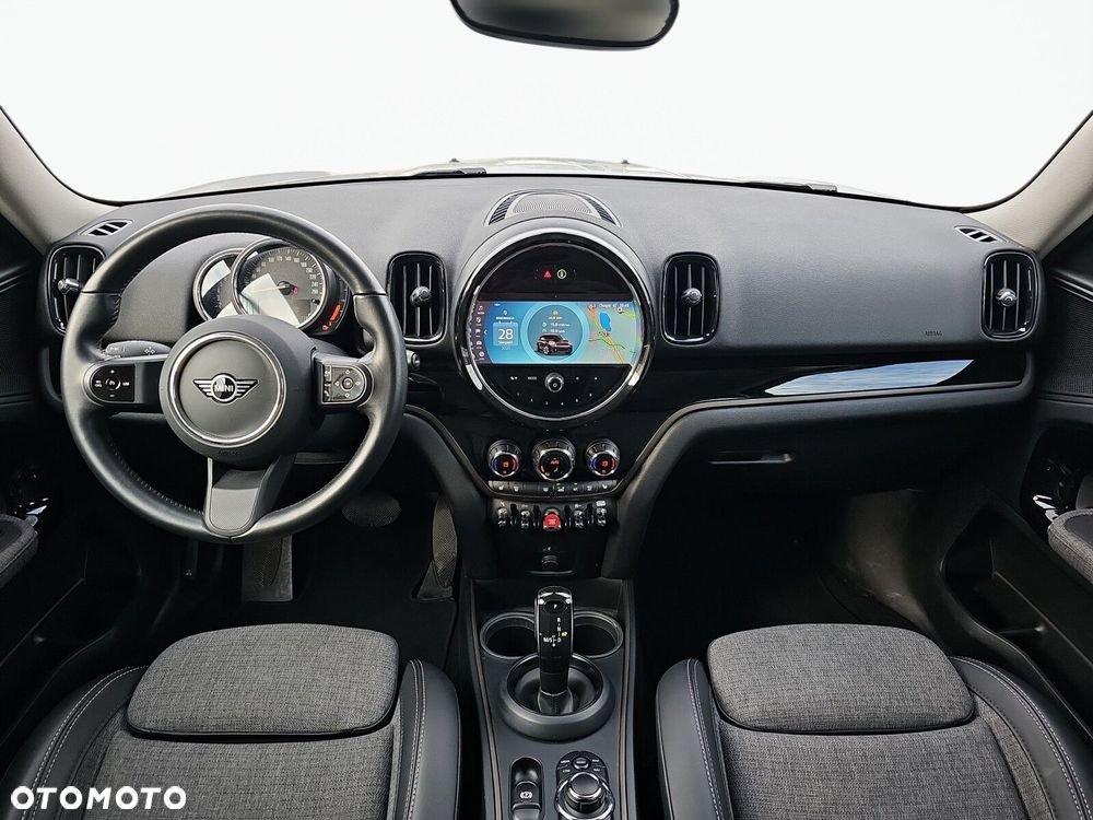 MINI Countryman Cooper Classic Trim - 12