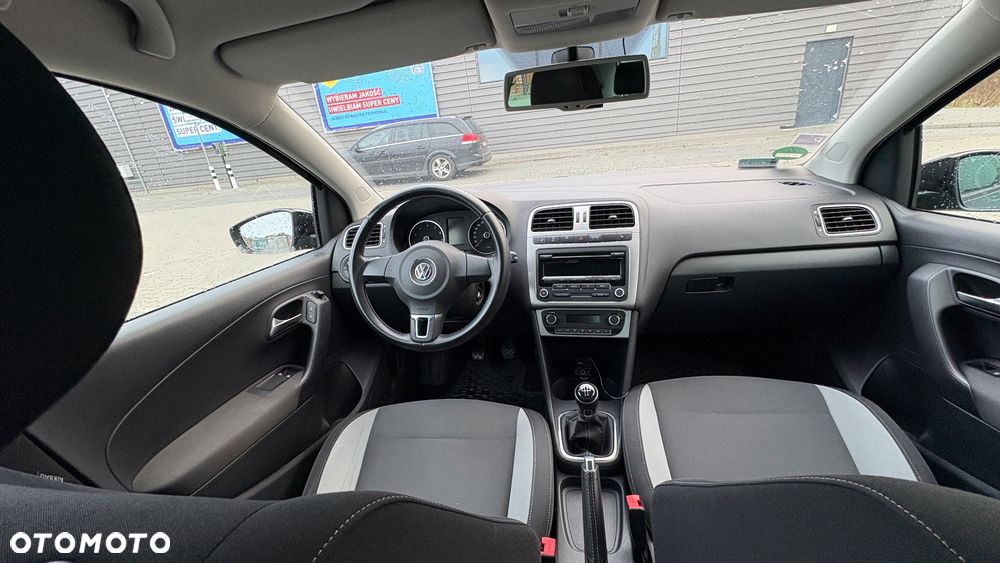 Volkswagen Polo - 10