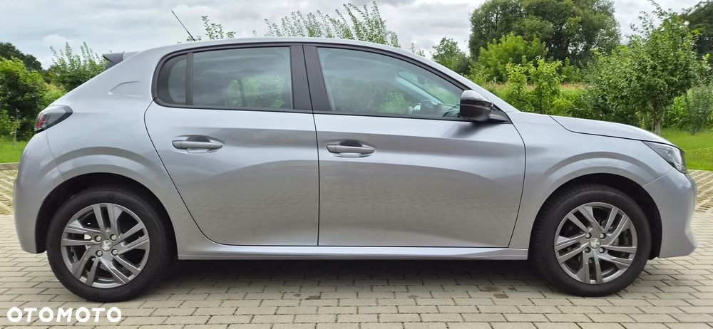 Peugeot 208 PureTech 75 Allure - 12