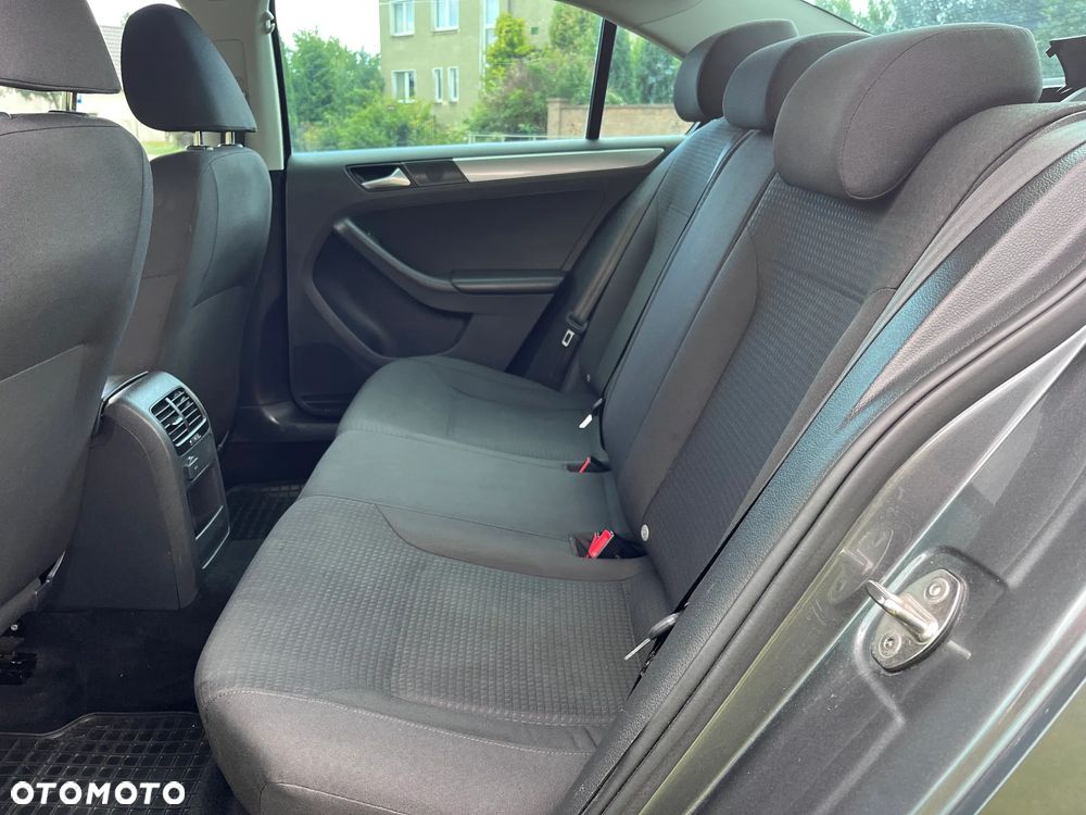 Volkswagen Jetta 1.4 TSI BMT Comfortline - 14